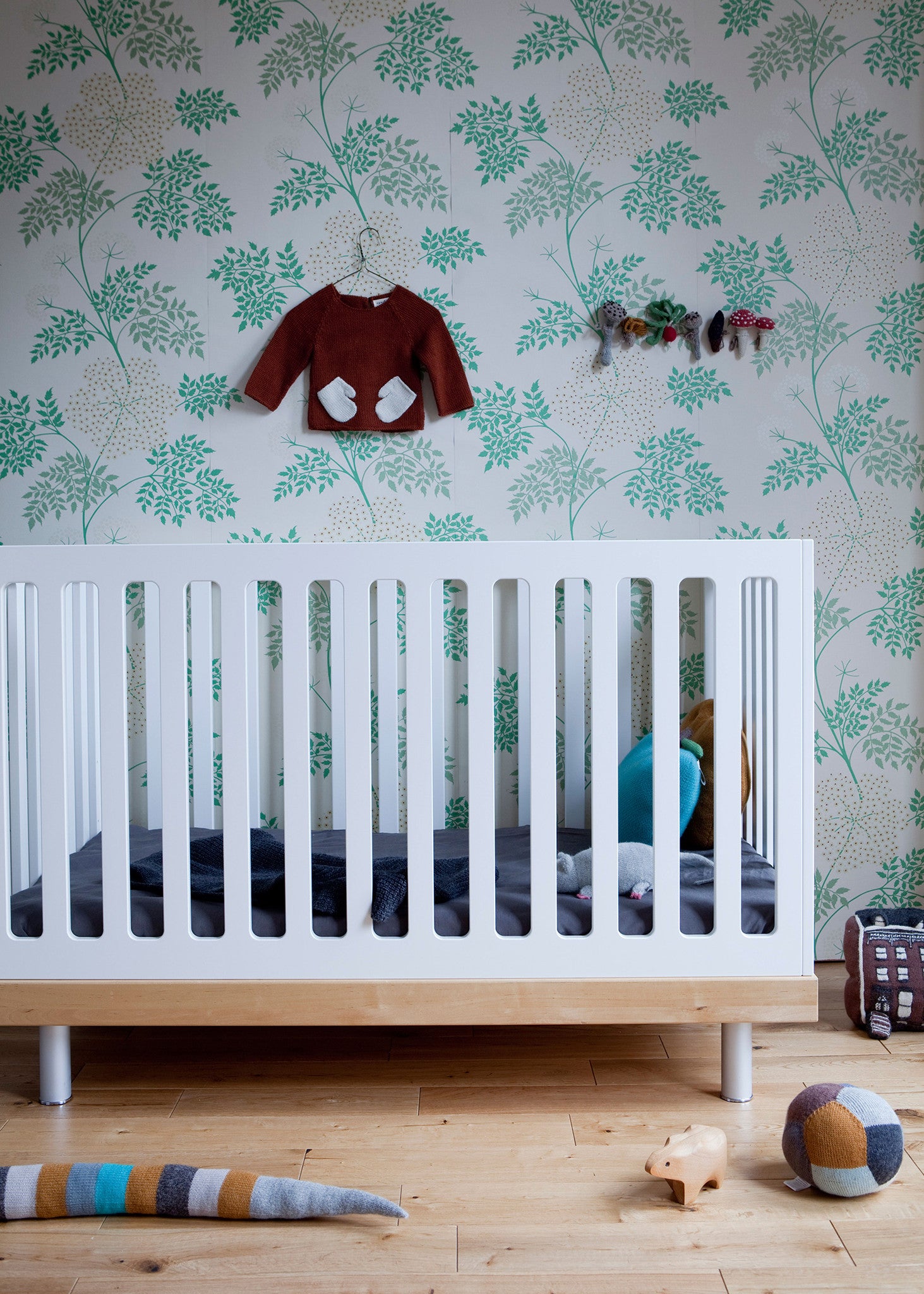 Classic baby outlet crib