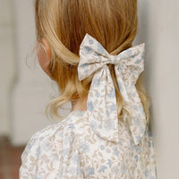 EVERLY BLUE GARDEN BOW