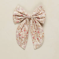 EVERLY BLUSH GARDEN BOW