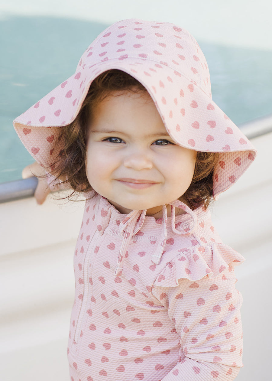 HEARTS SUN HAT