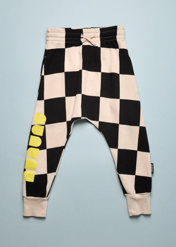 CHECKMATE BAGGY PANTS