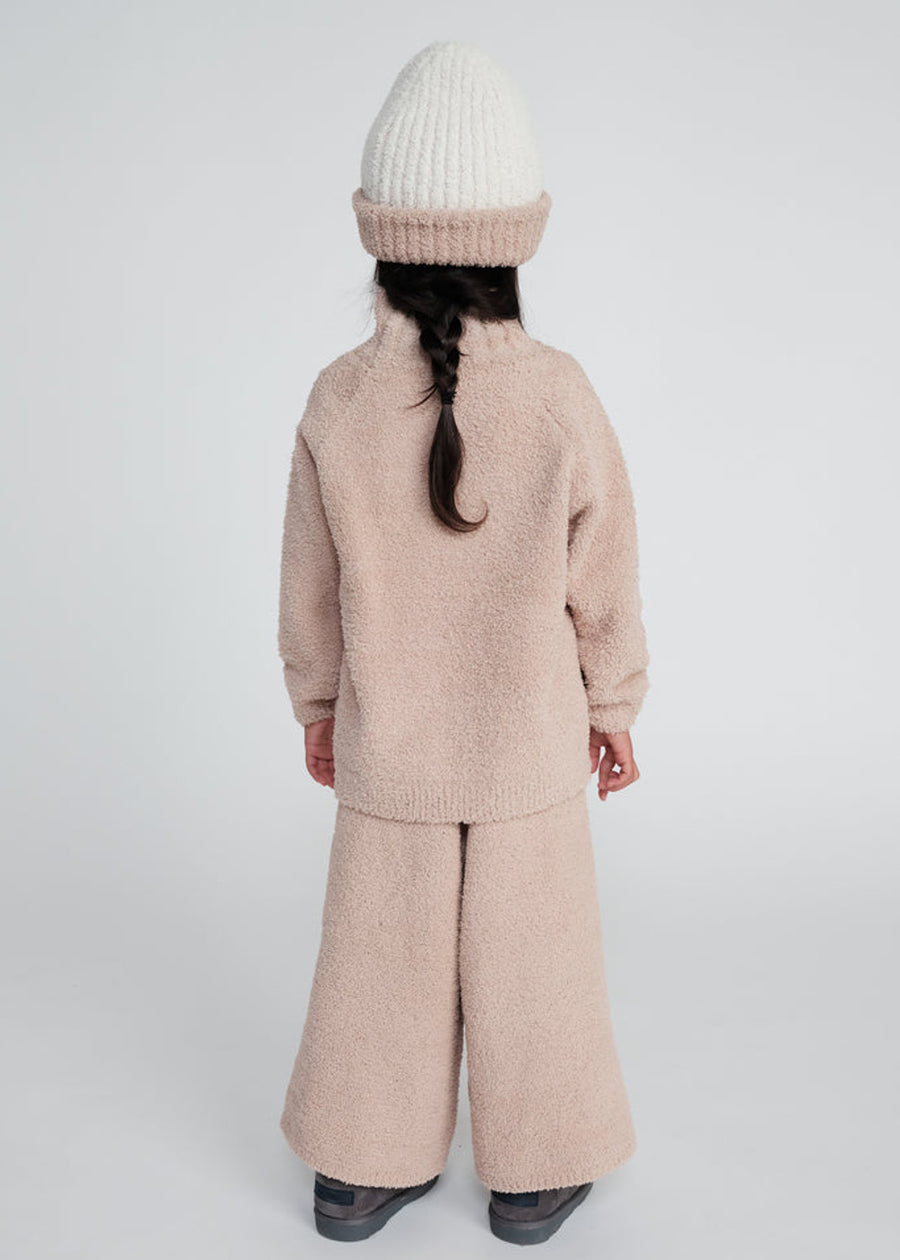 FUZZY TURTLENECK SWEATER - PECAN