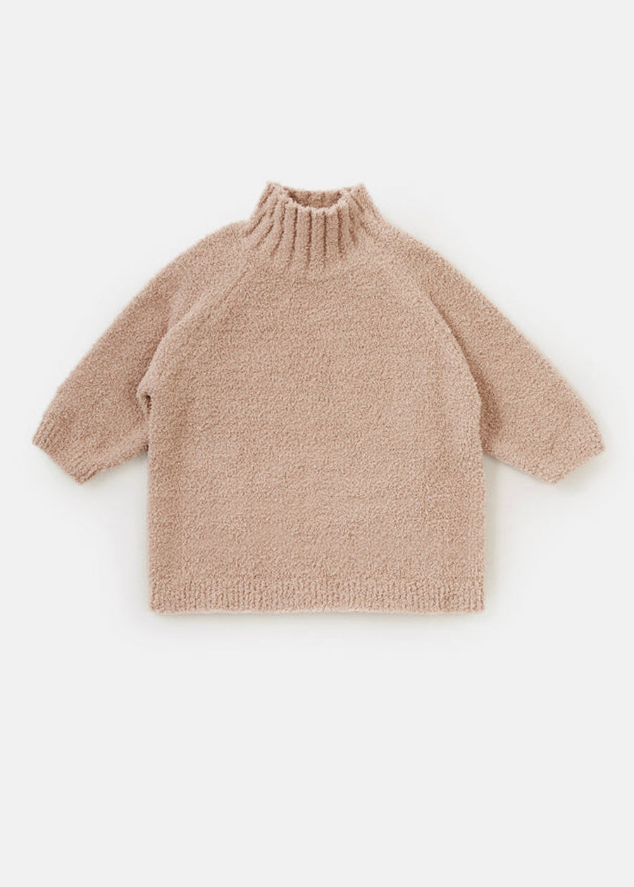 FUZZY TURTLENECK SWEATER - PECAN