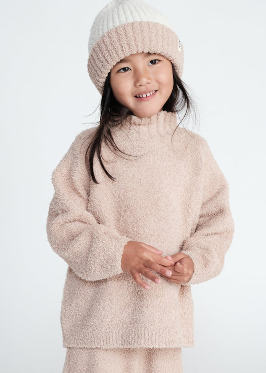 FUZZY TURTLENECK SWEATER - PECAN