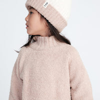 FUZZY TURTLENECK SWEATER - PECAN