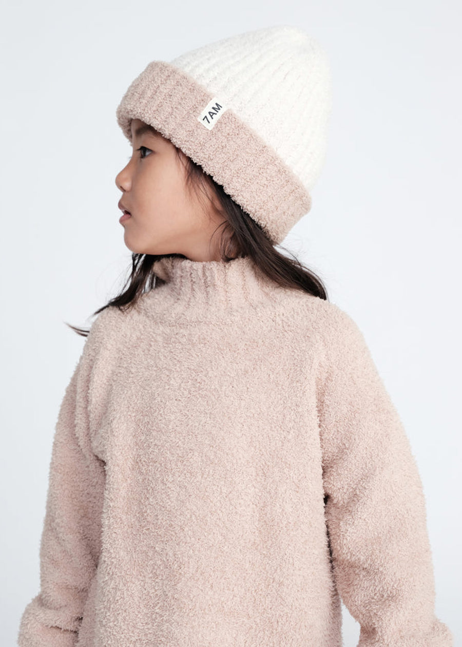 FUZZY TURTLENECK SWEATER - PECAN