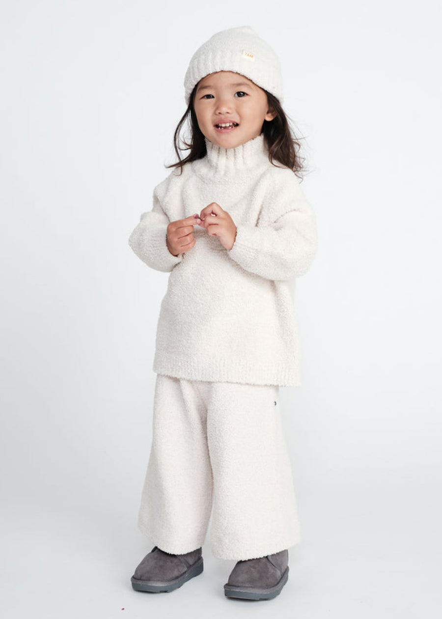 FUZZY TURTLENECK SWEATER - ECRU