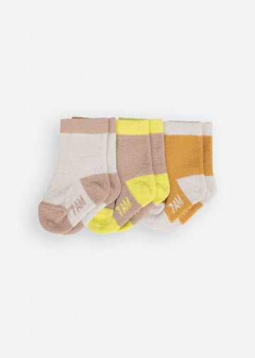 FUZZY SOCKS - 3 PACK